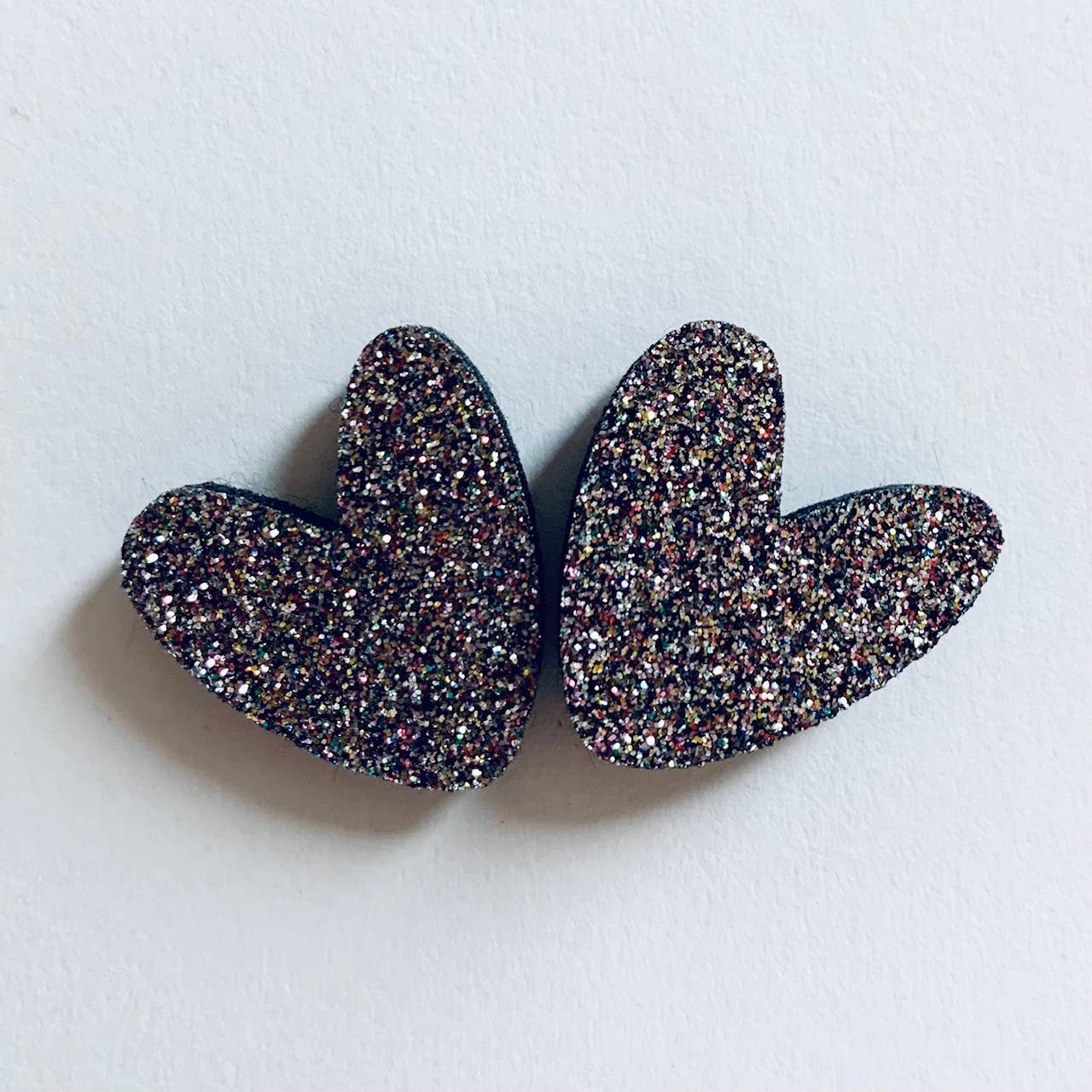 Pin's en paillettes - Coeur à partager
