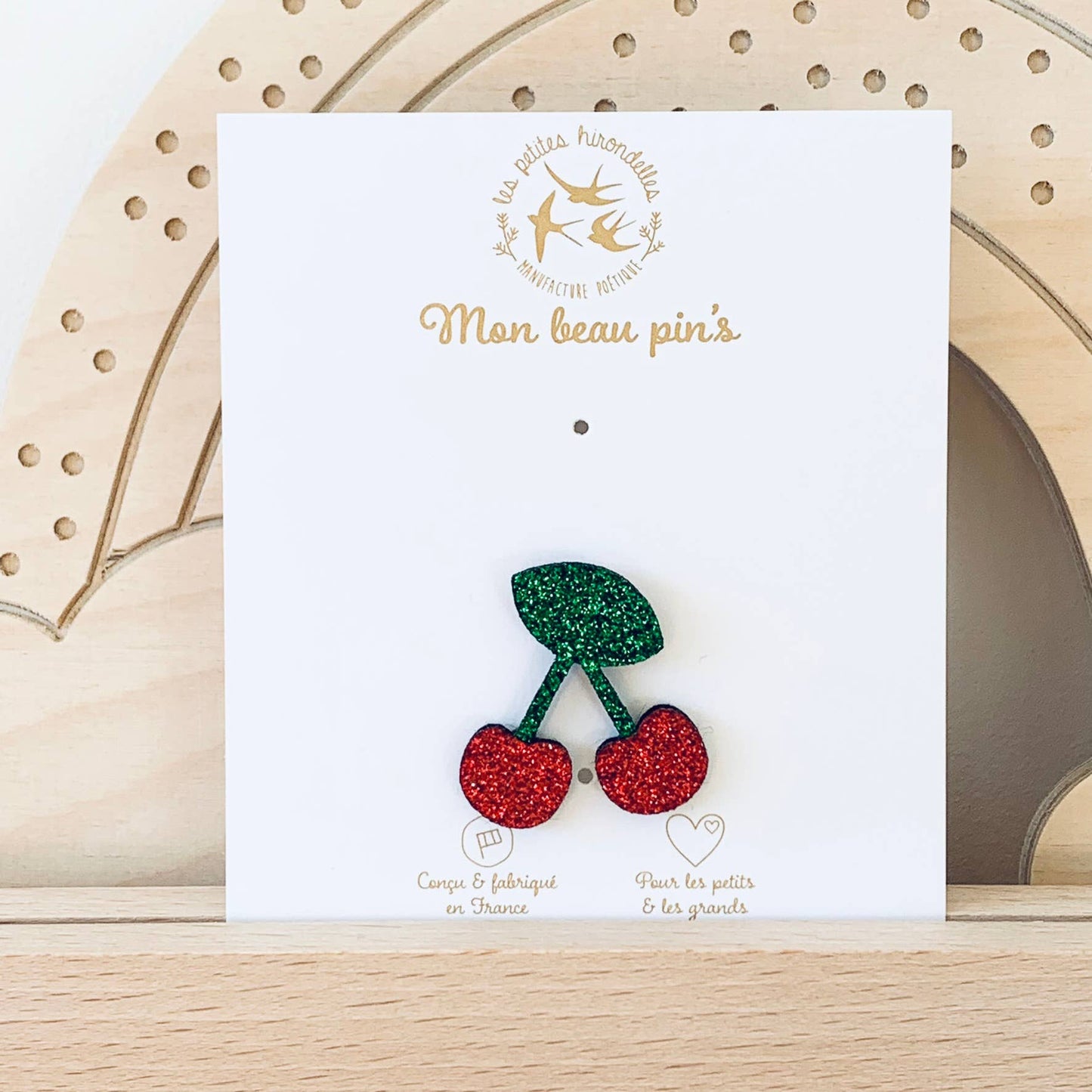 Pin's - Cerise