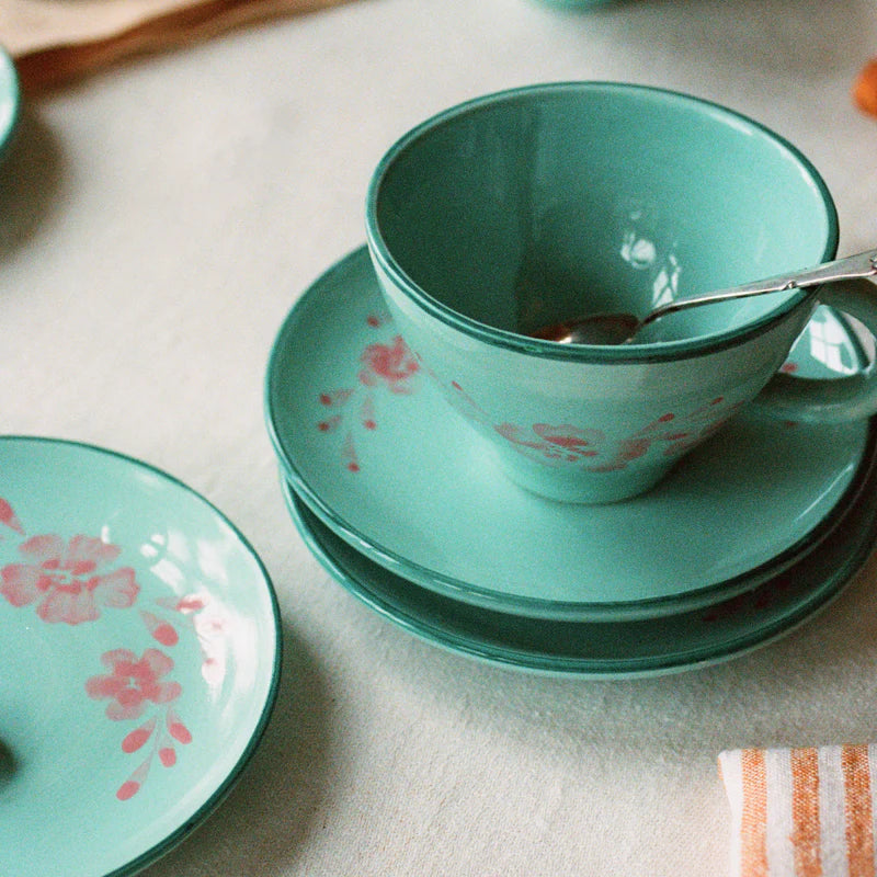 Tasse à rayures en céramique