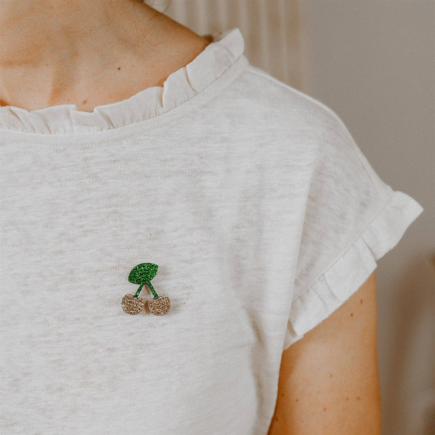 Pin's - Cerise