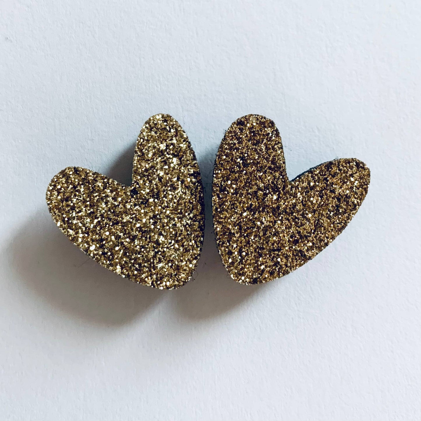 Pin's en paillettes - Coeur à partager