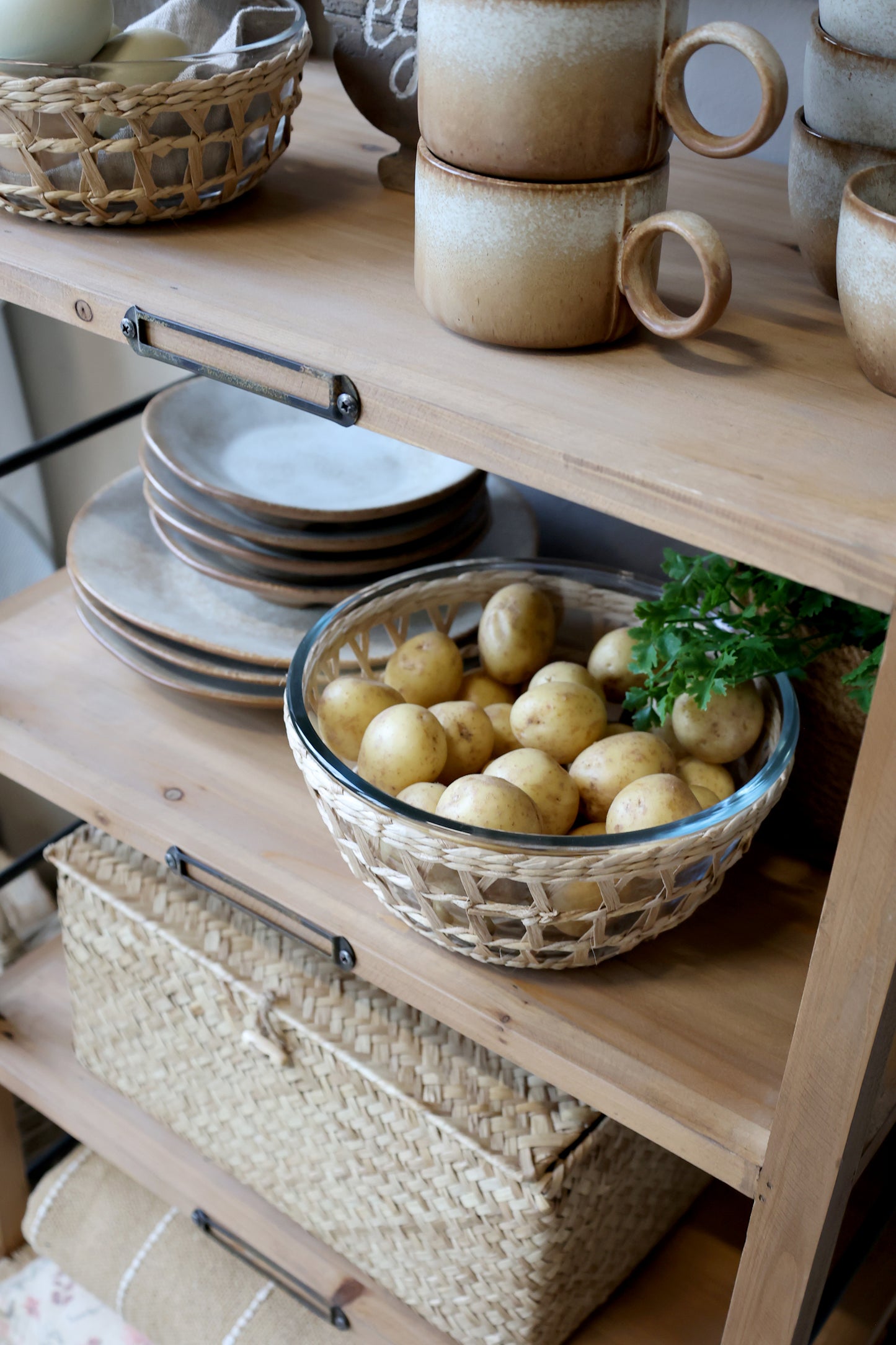 Bol avec panier en osier