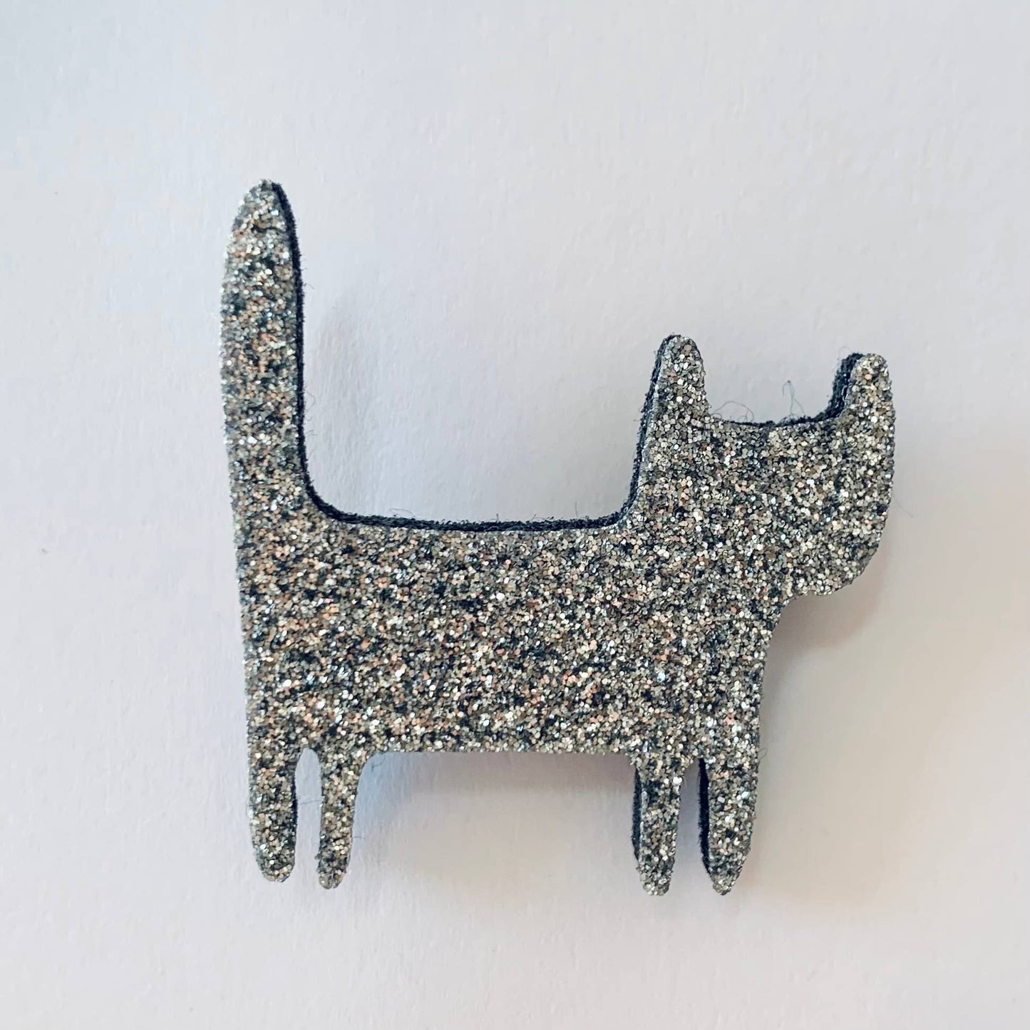 Broche en paillettes - Chat debout