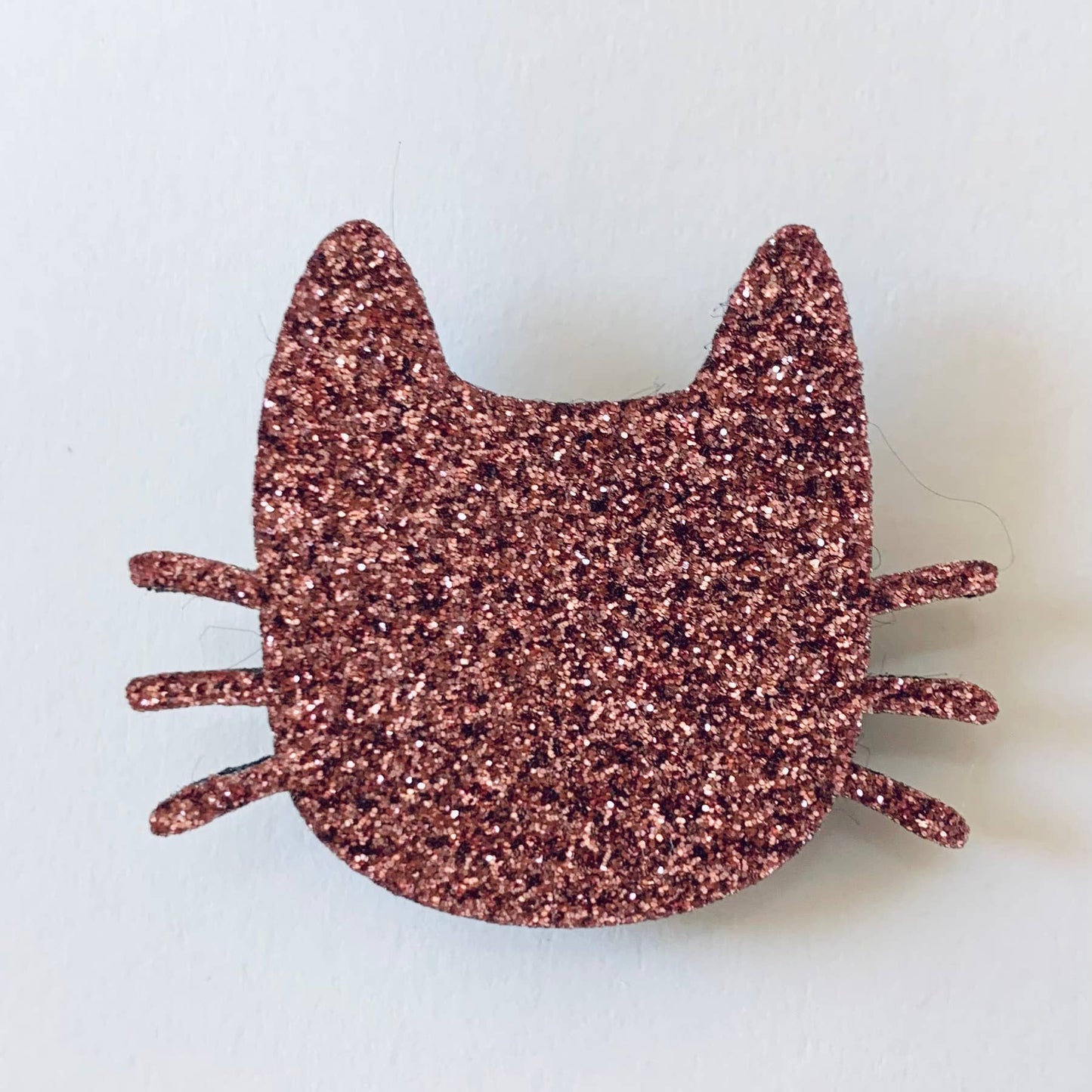 Broche en paillettes - Chat moustaches