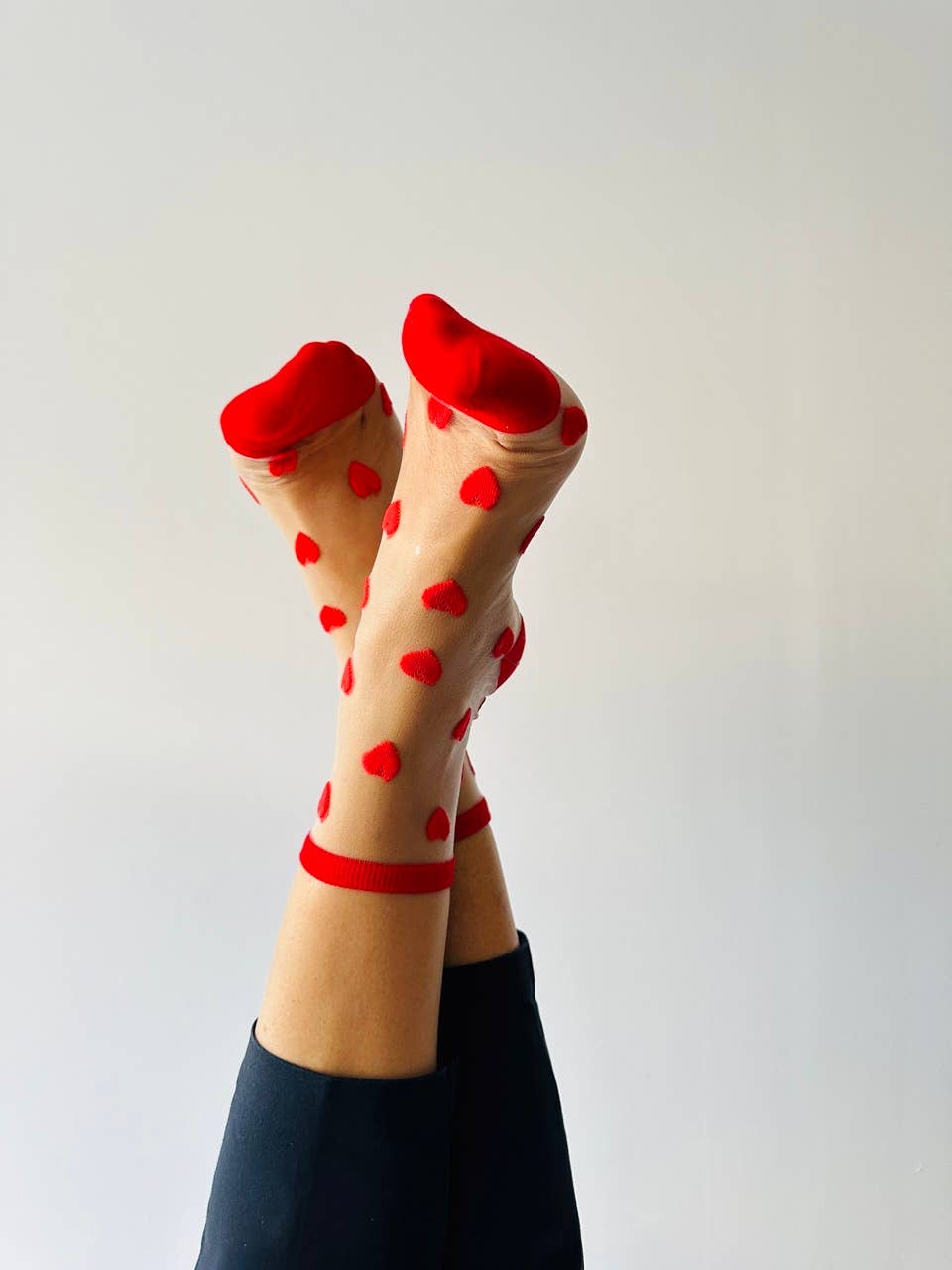 Laure chaussettes avec des coeurs rouge - socquettes