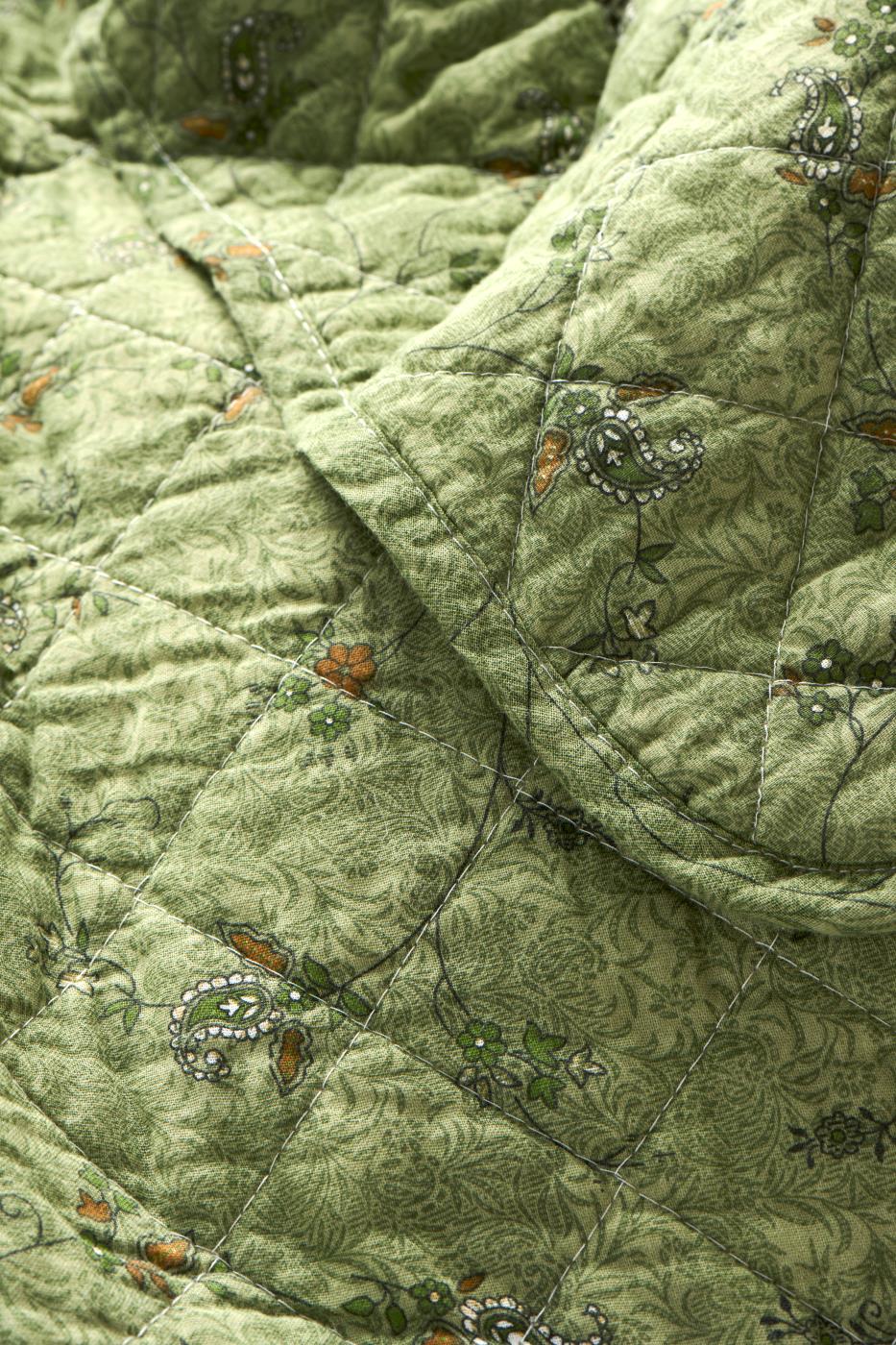Plaid vert avec fleurs vertes