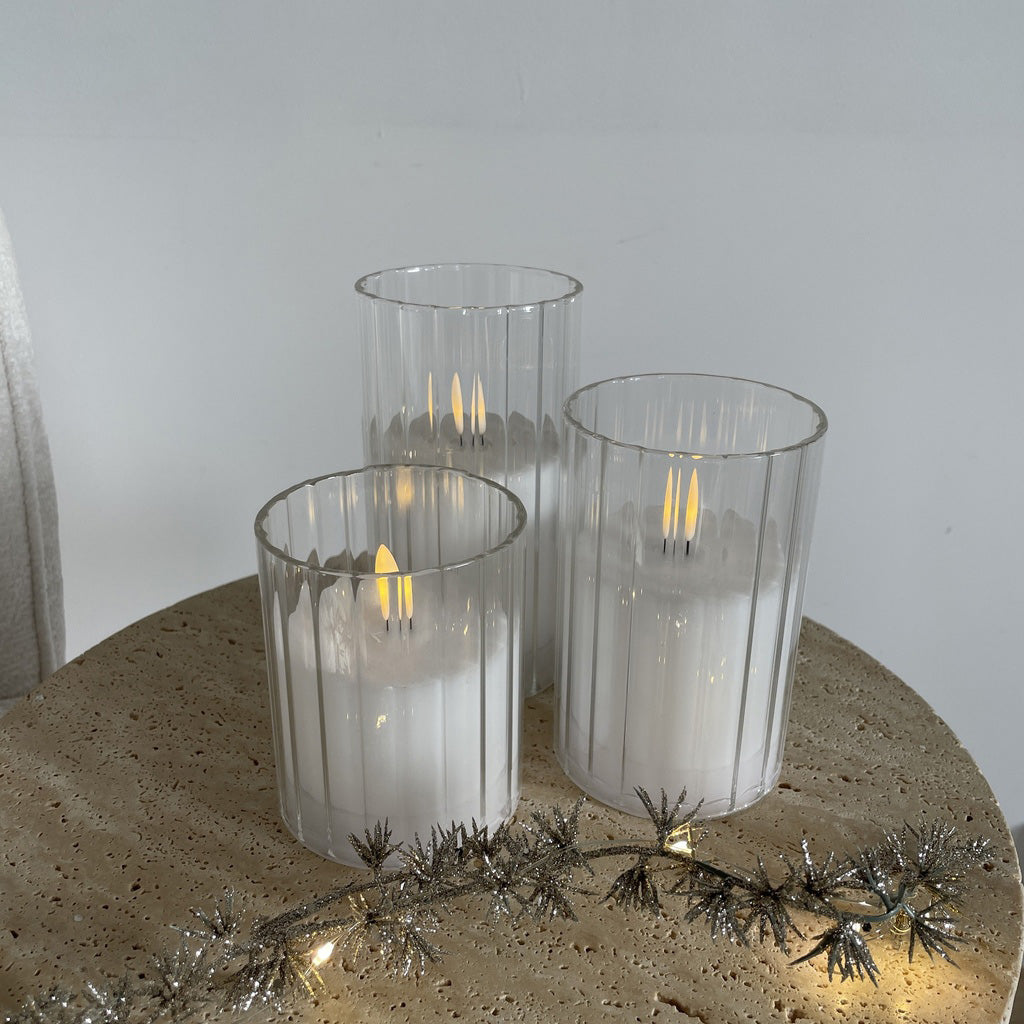 3 bougies LED dans verres cotes plates blanc - télécommande (à piles)