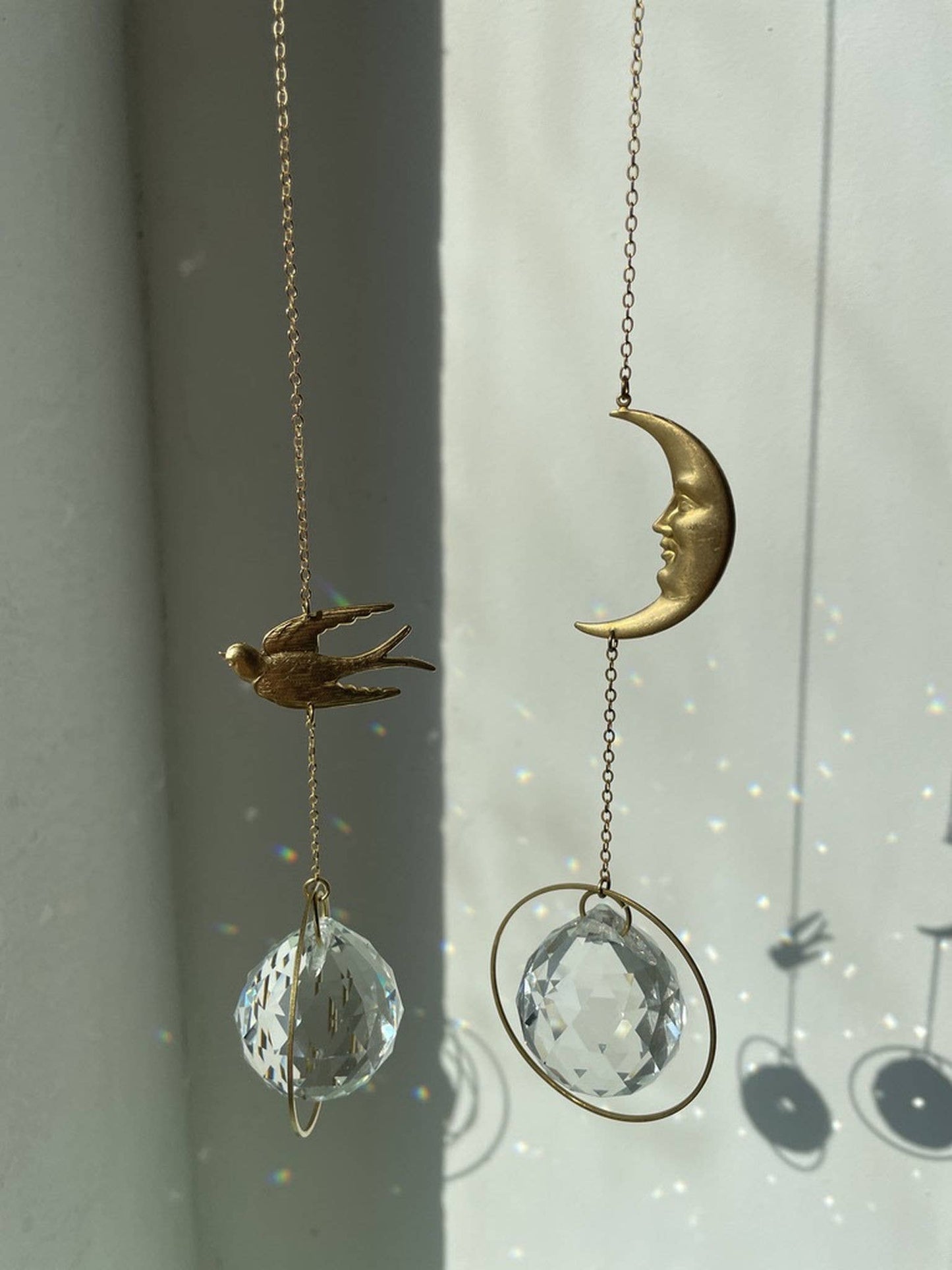 Attrape-soleil lune avec prisme en cristal pour fenêtre