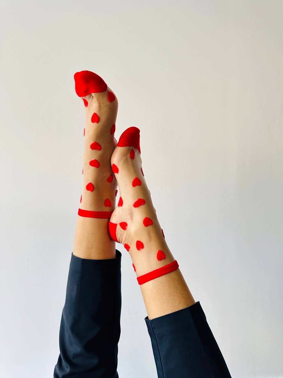 Laure chaussettes avec des coeurs rouge - socquettes