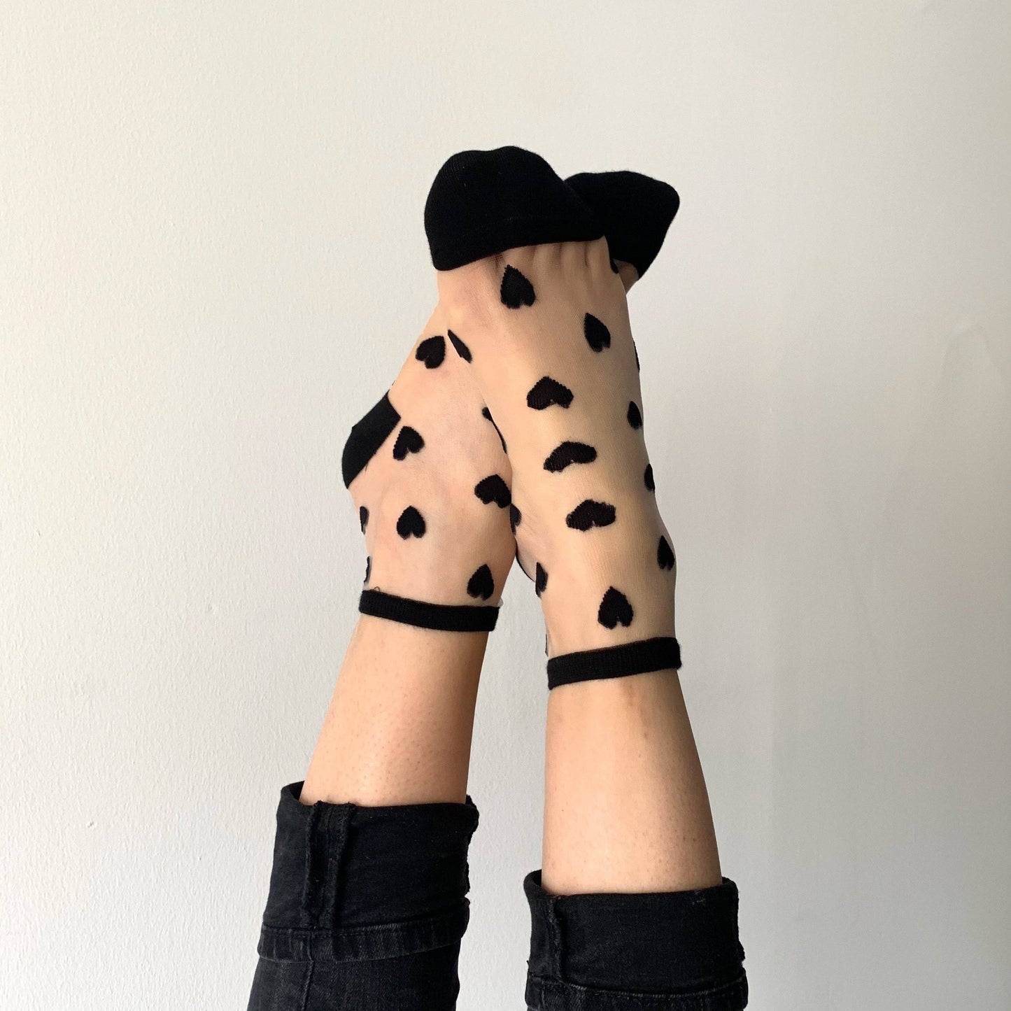 Chaussettes coeurs noir - socquettes LAURE