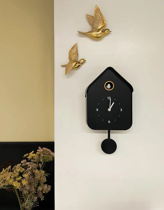 Horloge coucou noir