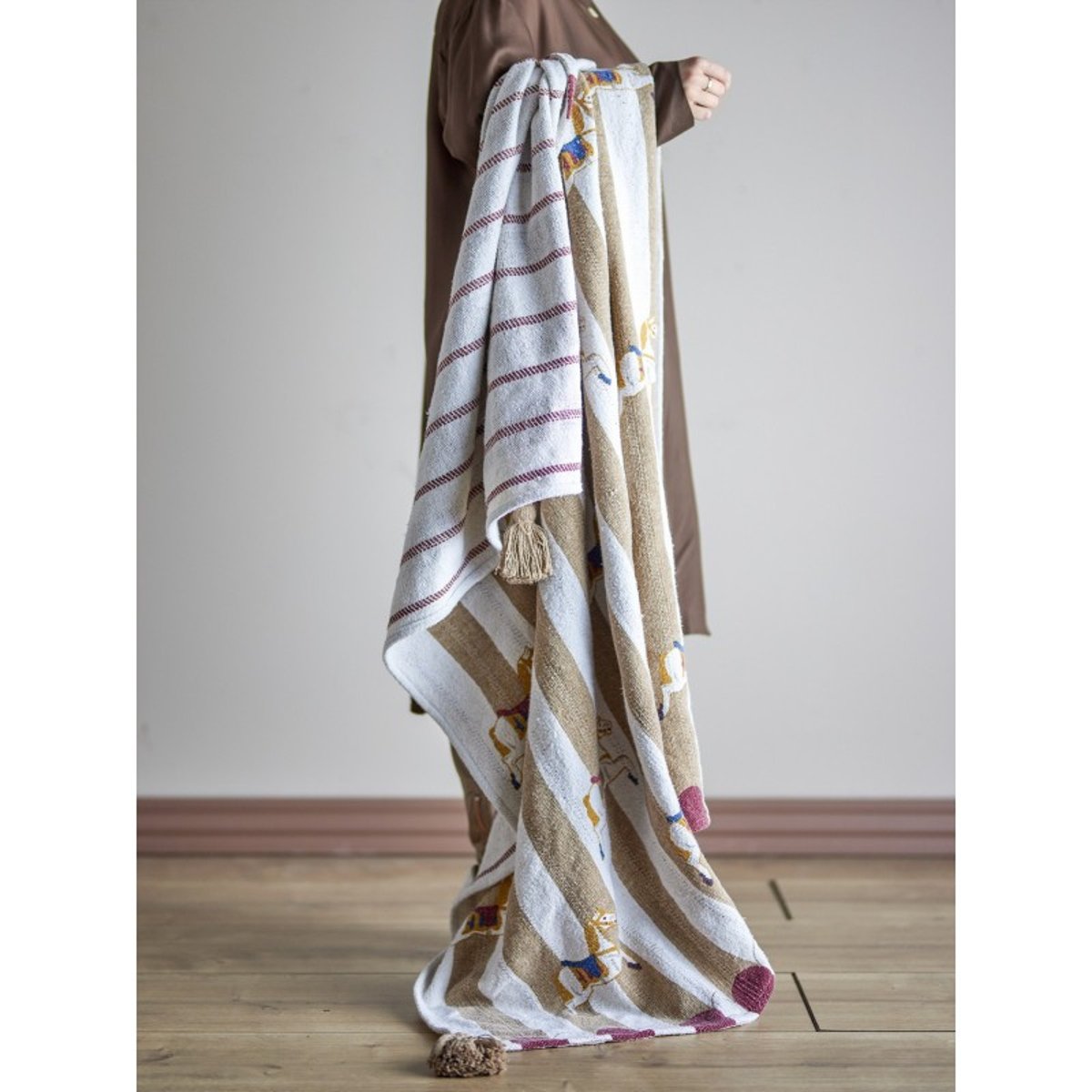 Plaid carrousel Merry go round