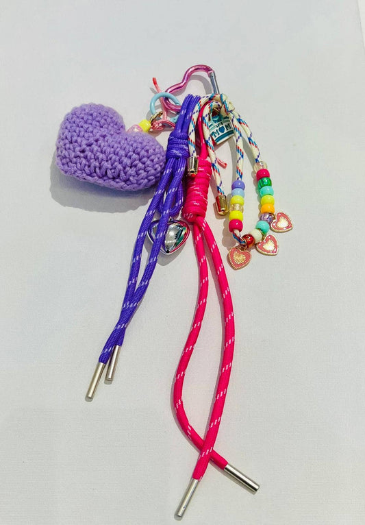 Porte-clés crochet coeur violet