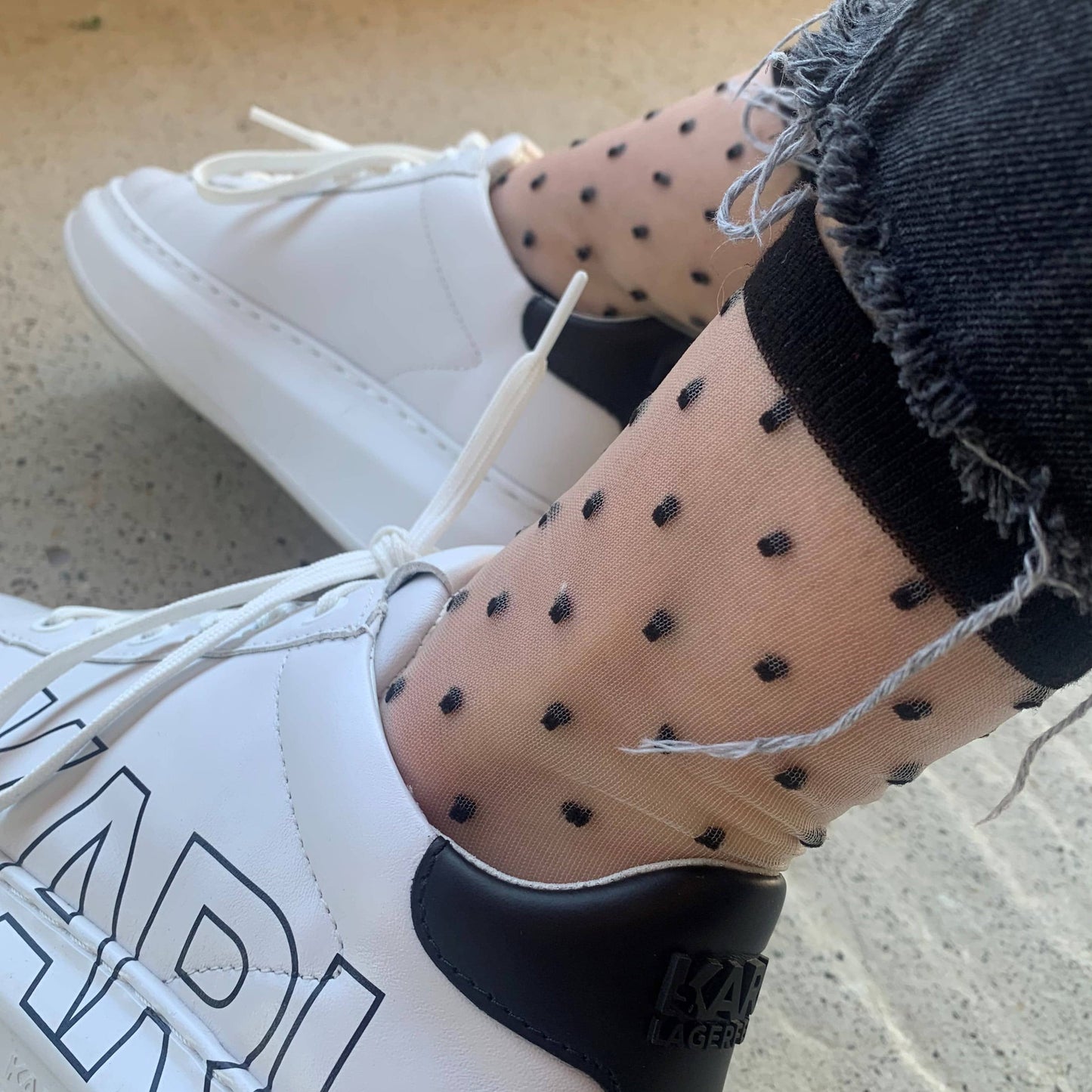 Charlotte - Chaussettes transparentes plumetis
