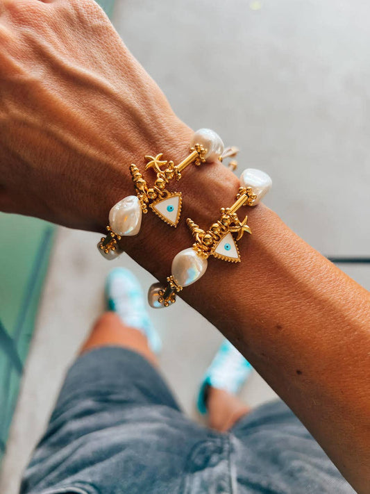 Bracelets d'été avec perles et œil doré