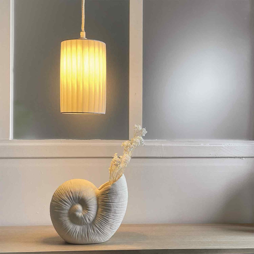 Vase coquillage écru