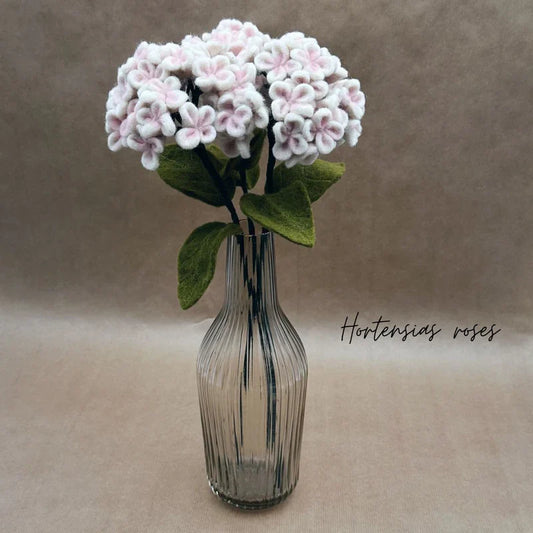 Hortensia feutrine rose pale