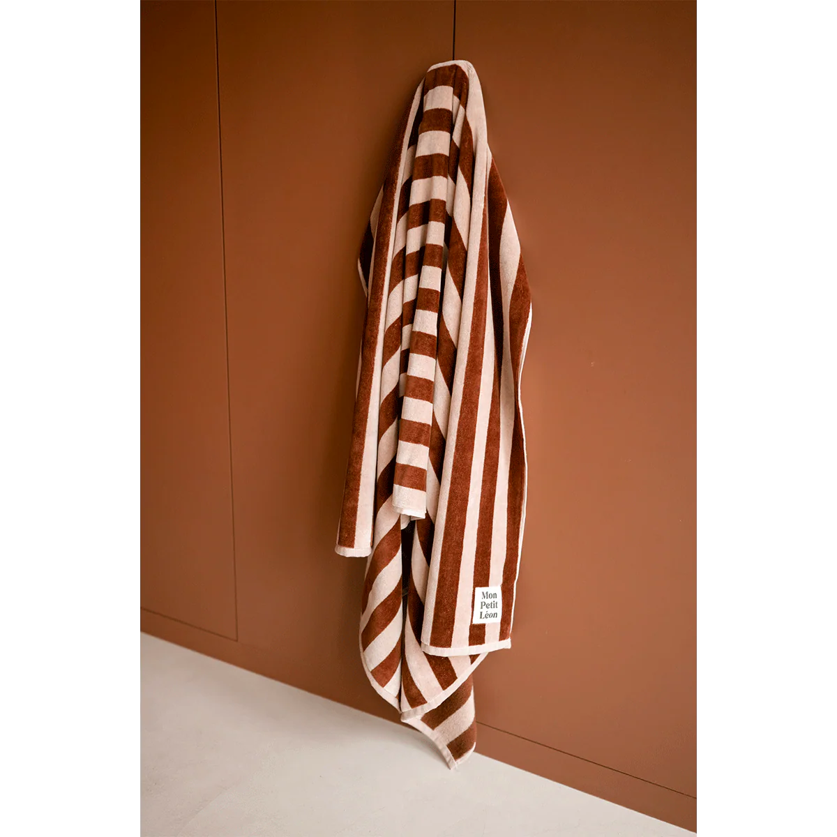 Serviette de bain rayures marrons et beiges