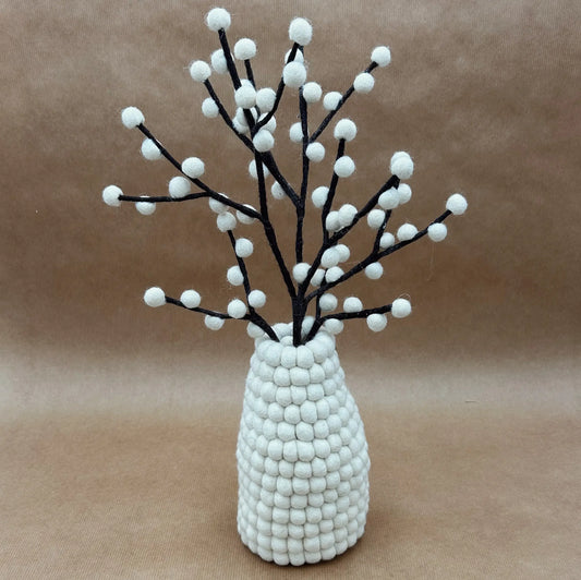 Vase boules feutrine blanc
